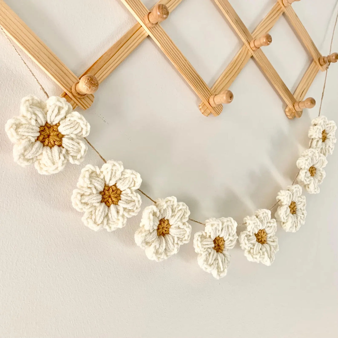 Crochet Daisy Flower Garland for Nursery & Bedroom Decor