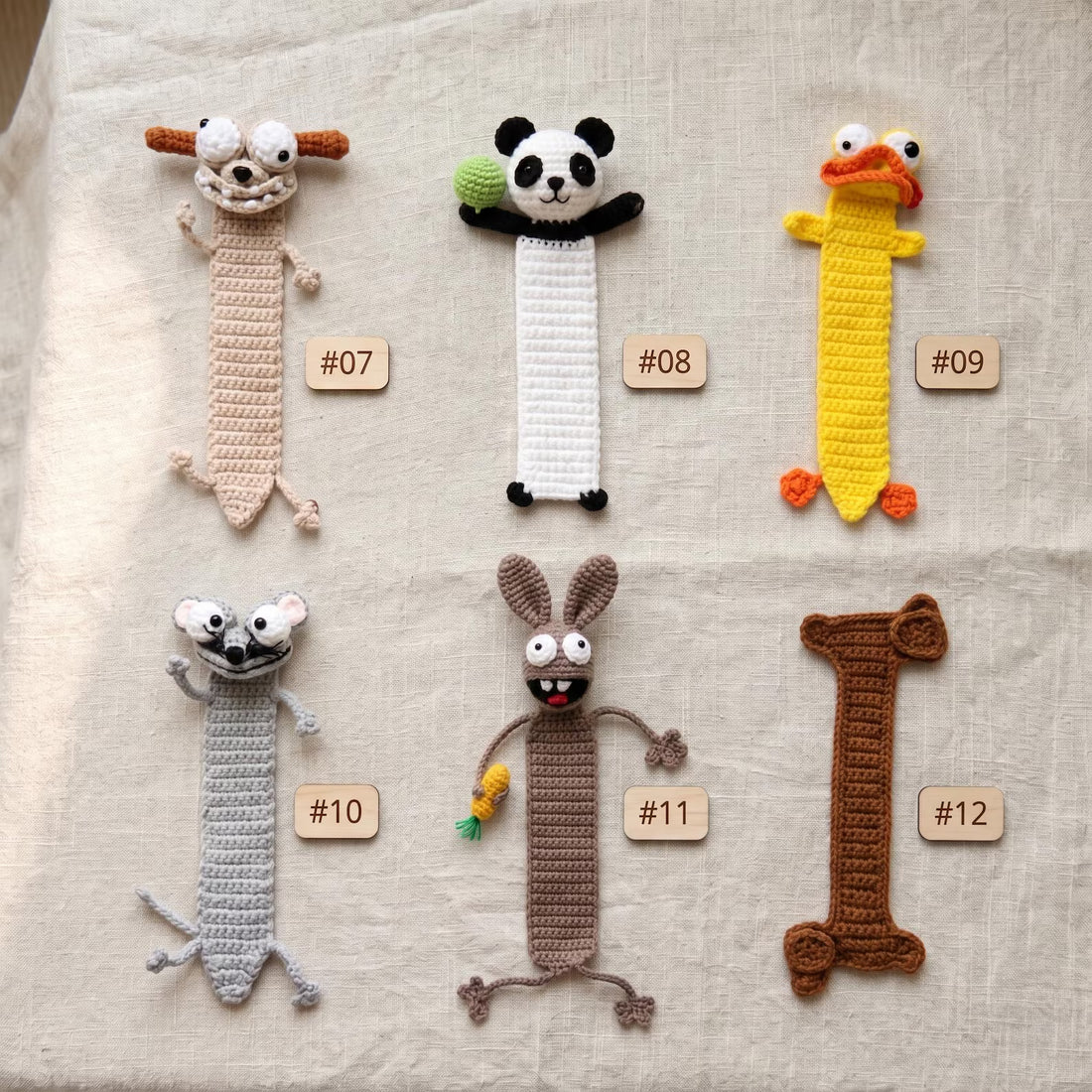 Handmade Crochet Animal Bookmark, Funny Amigurumi Book Marker, Personalized Reader Gift with Card, Cute Classroom Prize
